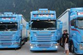 Scania_RII620_V8_Domig001.JPG