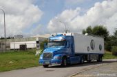 Volvo_NH12_Transtraction002.JPG