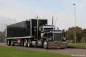 Kenworth_W900A_schwarz002.JPG