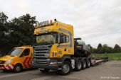 Scania_R580_V8_Monster_Movers004.JPG