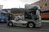 Scania_R580_V8_Legenda003.jpg