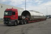 Mercedes_benz_Actros_2546_Eckert001.JPG