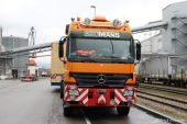 01MB_Actros_MPII_4160_V8_Bautrans_Auhafen008.jpg