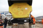 01Generatorstatortransport_Auhafen051.jpg
