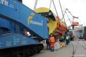 01Generatorstatortransport_Auhafen065.jpg