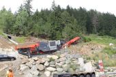 16Sandvik_Backenbrecher_Disentis003.jpg