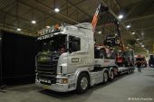 Scania_RII500_V8_vhsbladel.JPG