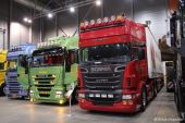 Scania_RII560_V8_rot.JPG