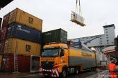 01MB_Actros_Feldmann_Auhafen031.jpg