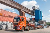 02MAN_TGX_41.680_V8_Senn_Auhafen026.jpg