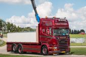 Scania_RII_Streamline_Jami_Transport002.jpg