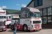 Volvo_New_FH_Gebr.de_Kraker.jpg