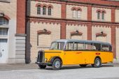 Saurer_L4C_Alpenwagen002.jpg