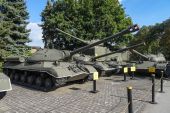 Panzerzug_Kanonenwagen.jpg