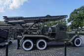 ZIS-6_BM-13_Katjusche_Raketenwerfer004.jpg