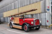 Saurer_3BL_AUtospritze_Flughafen_Zuerich.jpg