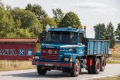Scania_142H_V8_Fraktedjan001.jpg