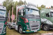 Volvo_New_FH16_Sveaskog_solo003.jpg