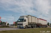 Volvo_FH12_BR_Nielssons_Aekeri_AB002.jpg