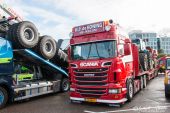 Scania_RII_Streamline_W.P.de_Koning001.jpg