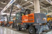 Atlas_270MH_Umschlagbagger.jpg