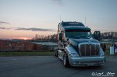 Peterbilt_587_TML002.jpg