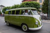 VW_Bully_Bus002.jpg