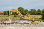 Komatsu_PC350LC_Aregger005.jpg