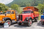 Berna_2VM_Bauwagentransport.jpg