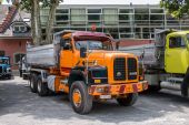 Saurer_D330B_Allradkipper_orange002.jpg