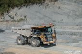 Caterpillar_775F_JC_Auenstein.jpg