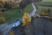 02MB_New_Actros_3358_Aeschbacher_Erlinsbach010.jpg