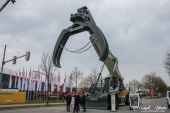 LIEBHERR_LRS_Holzstapler.jpg