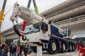 LIEBHERR_LTM_1090-4.2_Wasel.jpg