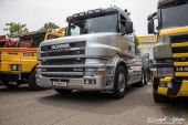 Scania_164L_580_V8_silber001.jpg