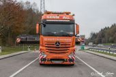 MB_New_Actros_3355_Senn_AG001.jpg