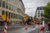 Caterpillar_395F_Eberhard001.jpg