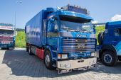 Scania_143M_500_V8_Fredi_Huwiler.jpg