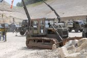Komatsu_D65E6_Bulldozer002.jpg