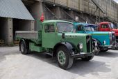 Saurer_S4C_gruen002.jpg