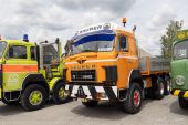 Saurer_D330B_Tschudy.jpg