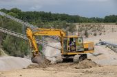 Caterpillar_215_Raupenbagger002.jpg