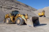 Caterpillar_988H_XL_Weiacher_Kies.jpg