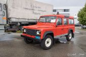 Land_Rover_Defender_Feuerwehr.jpg