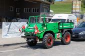 MB_Unimog_U411_gruen.jpg