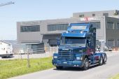 Scania_143H_V8_Streamline_Gadefelt002.jpg