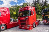 Scania_730S_V8_Raeber.jpg