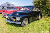 Volvo_PV444_schwarz.jpg