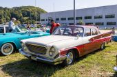 Chrysler_Saratoga.jpg