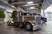 Peterbilt_389_American-Truck-Promotion.jpg